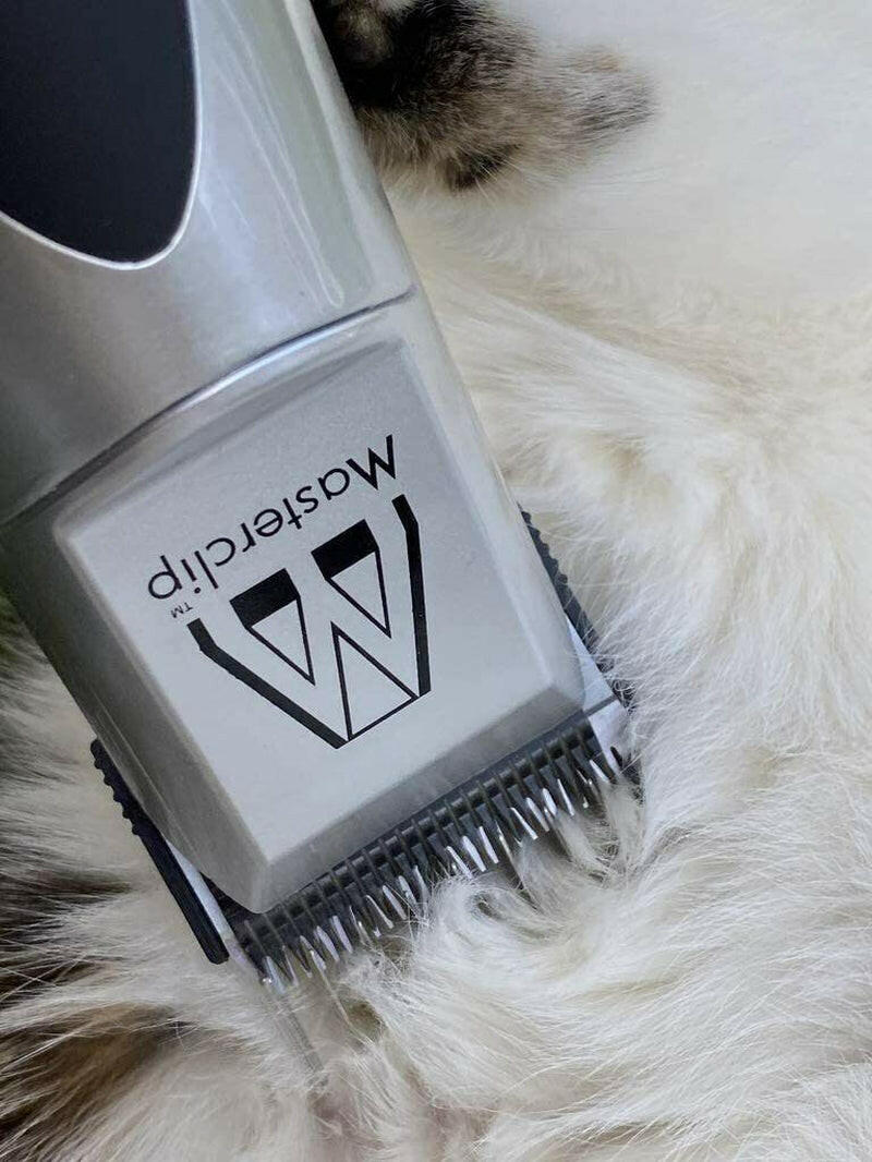 Professional Dog Clipper Set: Complete with Steel Comb Guides